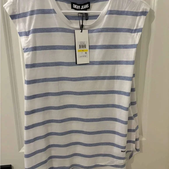 Lot of Ten Women’s Short Sleeve Casual Tops - Picture 10 of 10